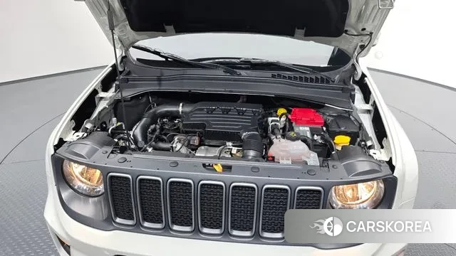 Jeep Renegade id 3740234 из Кореи 17