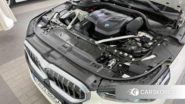 BMW 5 Series (G60) id 4248784 из Кореи 27