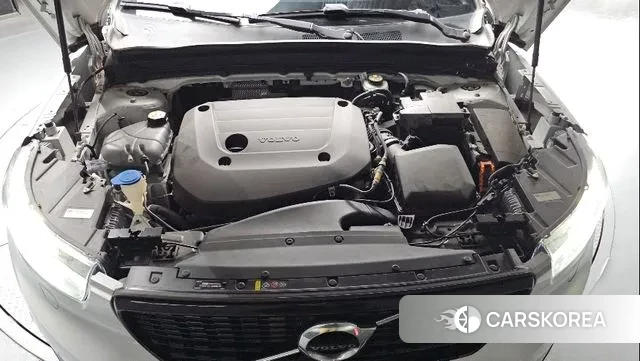 Volvo XC40 id 3509197 из Кореи 16