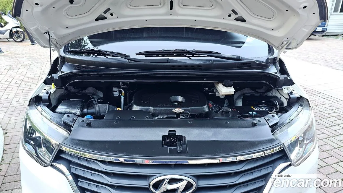 Hyundai The New Grand Starex id 1935637 из Кореи 16