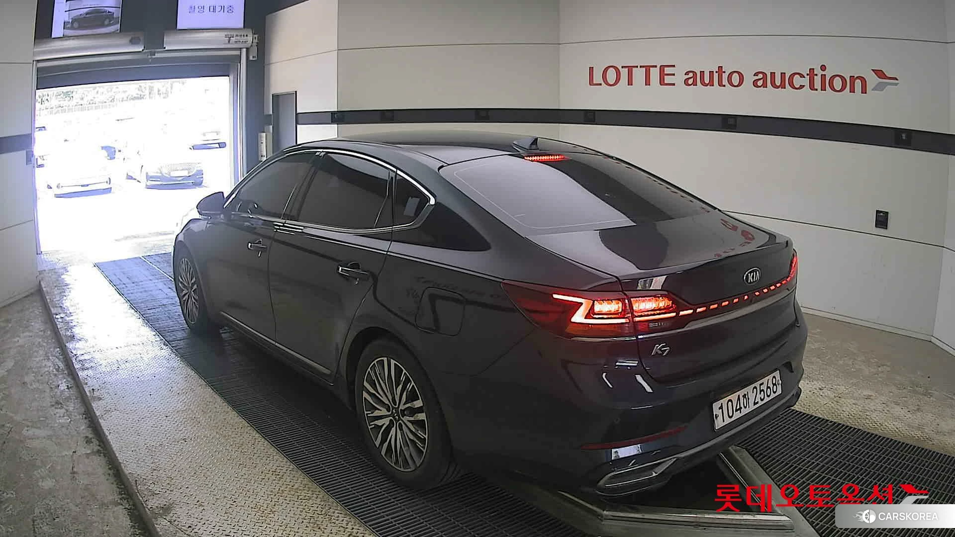Kia K7 id 4289515 из Кореи 32