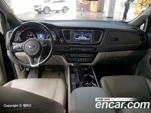 Kia The New Carnival id 2886656 из Кореи 16