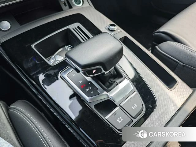 Audi Q5L id 4279335 из Китая 13
