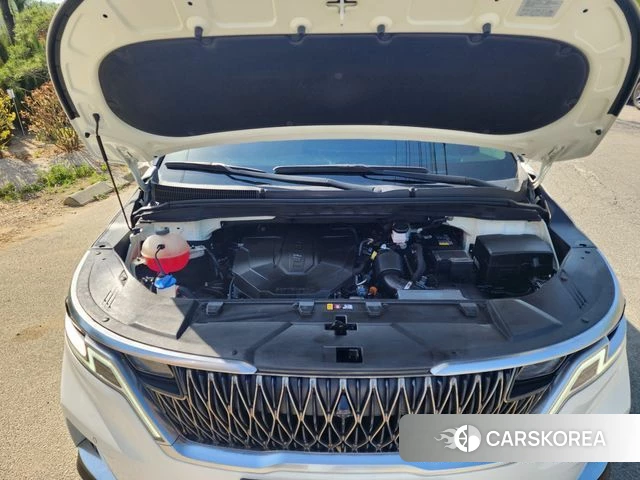 Kia Carnival 4th generation id 4651402 из Кореи 16