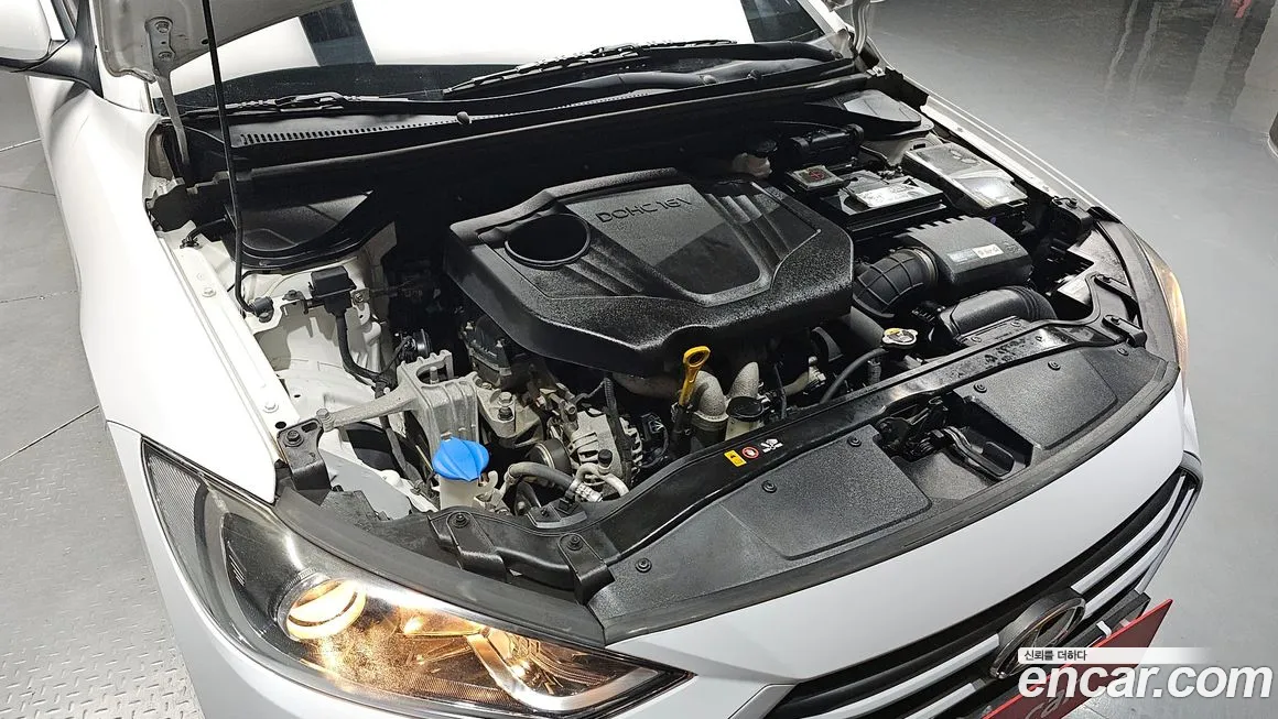 Hyundai Avante AD id 1890444 из Кореи 16