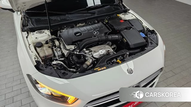 Mercedes-Benz A-Class W177 id 3795503 из Кореи 16