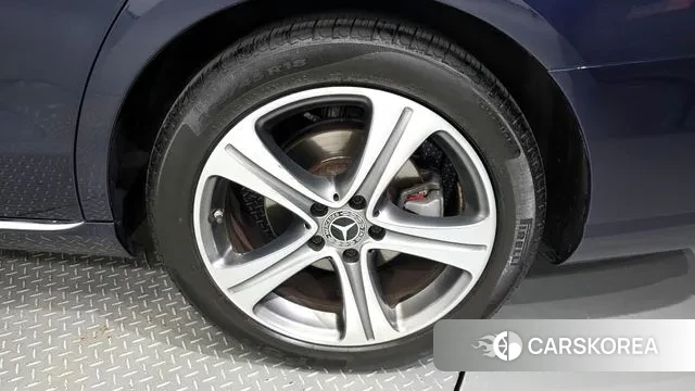 Mercedes-Benz E-Class W213 id 3029076 из Кореи 16