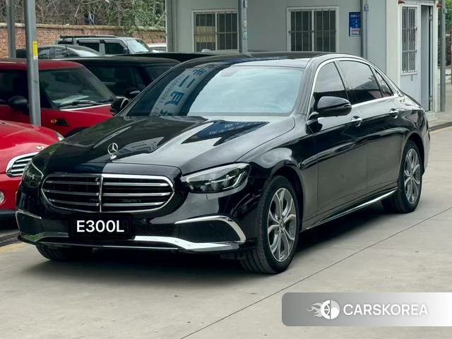 Mercedes-Benz E-class 2022 Черный из Китая, фото 6