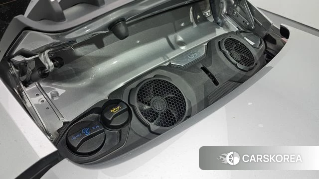 Porsche 911(992) id 4533871 из Кореи 16