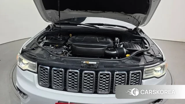 Jeep Grand Cherokee id 3509495 из Кореи 16