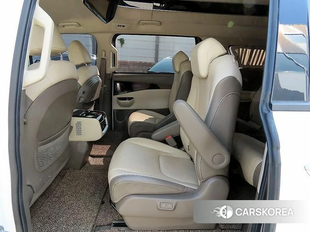 Kia Carnival 4th generation id 4231537 из Кореи 16