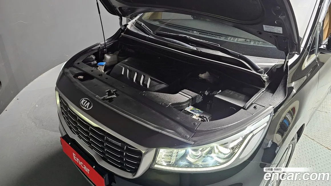 Kia The New Carnival id 2089867 из Кореи 16