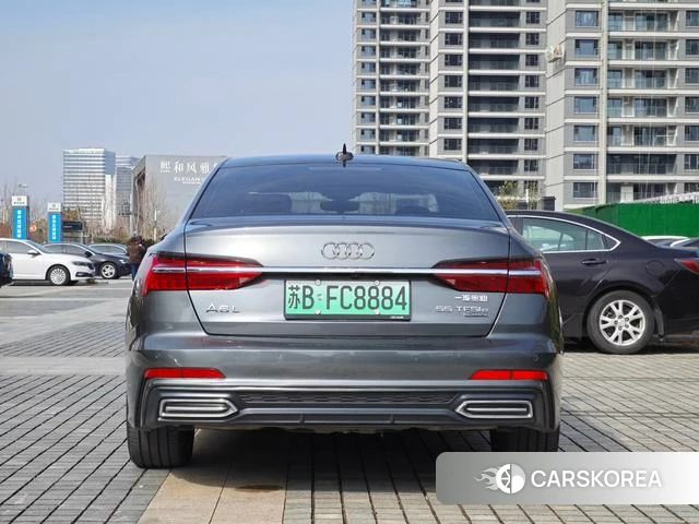Audi A6L PHEV 2021 Темно-серый из Китая, фото 6