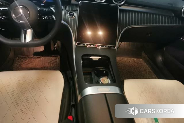 Mercedes-Benz Class C id 4297333 из Китая 13
