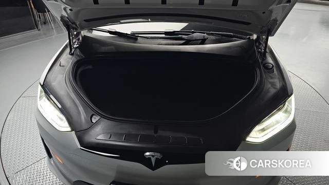 Tesla Model X id 4560932 из Кореи 32
