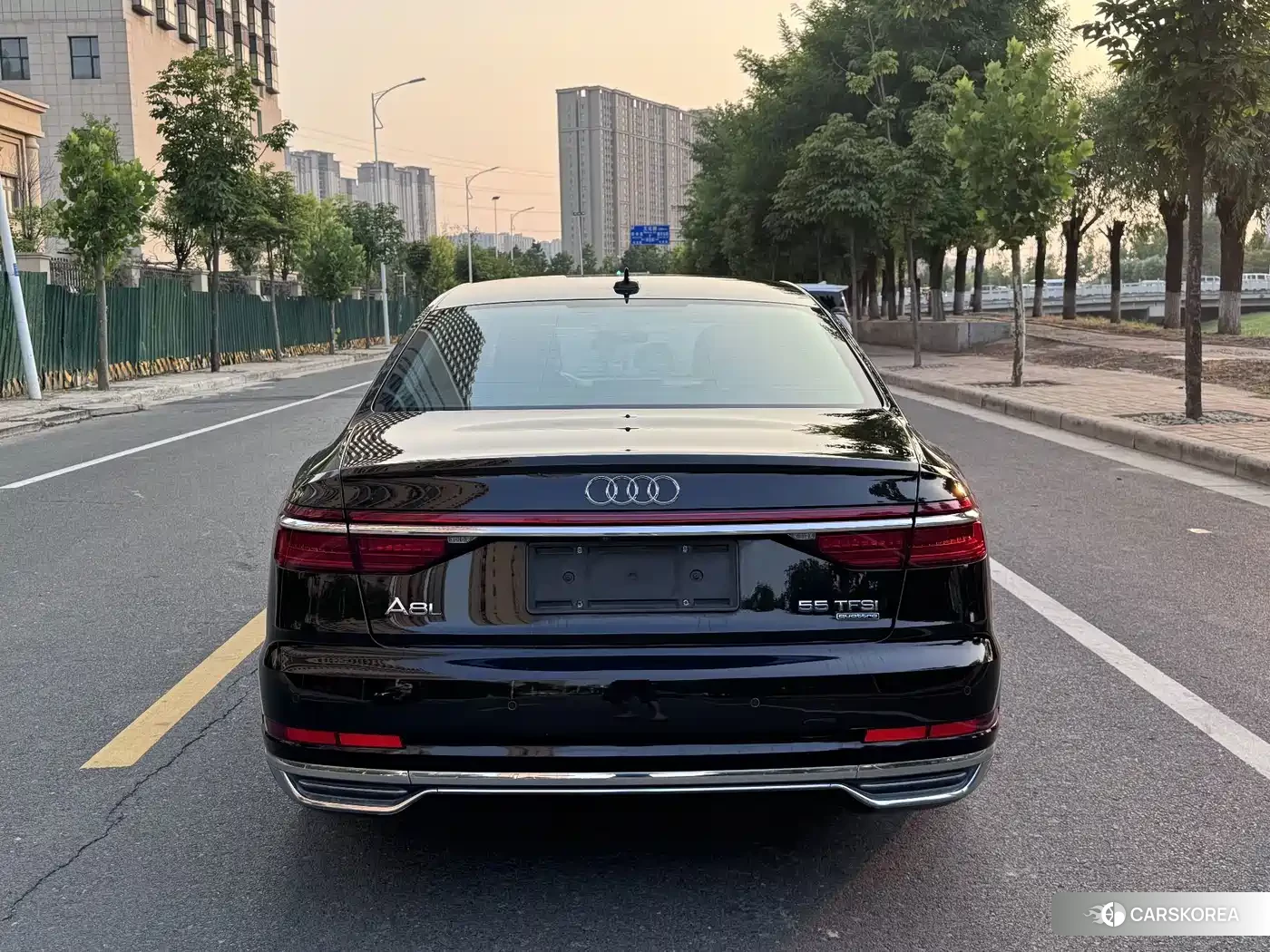 Audi A8 2018 Черный из Китая, фото 6