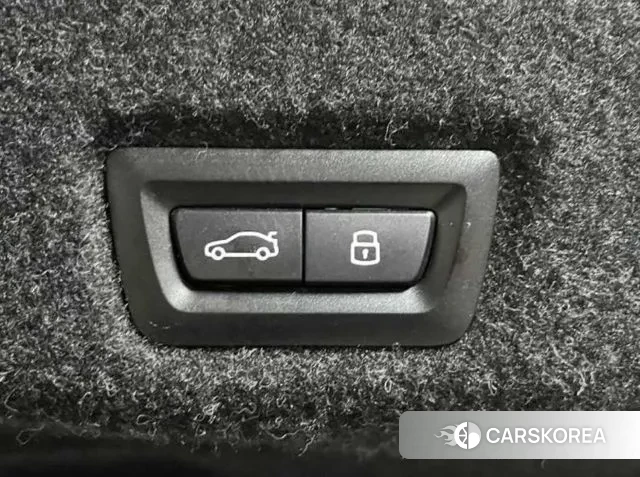 BMW 5 Series (G60) id 3398944 из Кореи 16