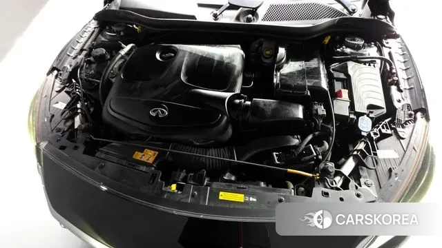 Infiniti Q30 id 3754504 из Кореи 16