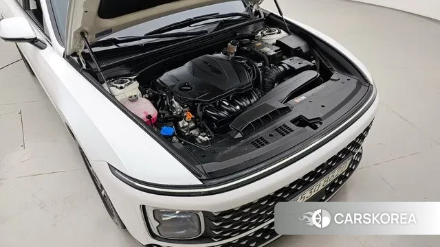 Hyundai Grandeur (GN7) id 3776302 из Кореи 16