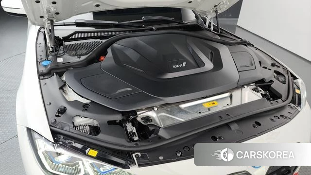 BMW i4 id 4354887 из Кореи 31