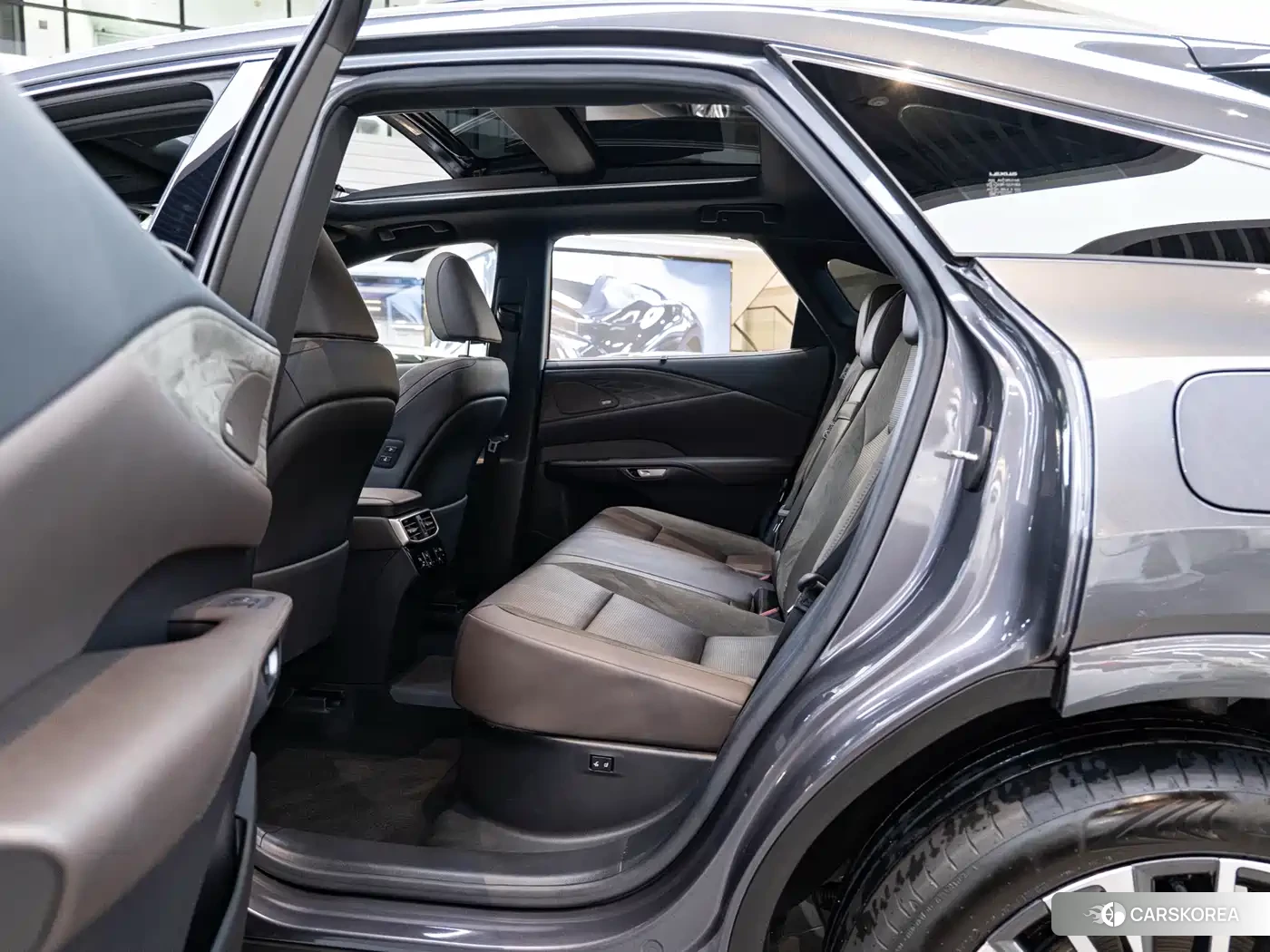 Lexus RX New Energy id 4515472 из Китая 19