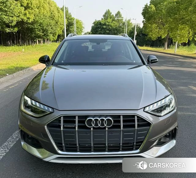 Audi A4 (import) 2021 Темно-серый из Китая, фото 6
