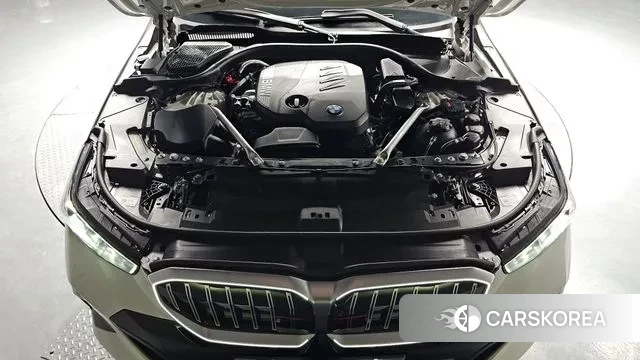 BMW 5 Series (G60) id 3739197 из Кореи 16