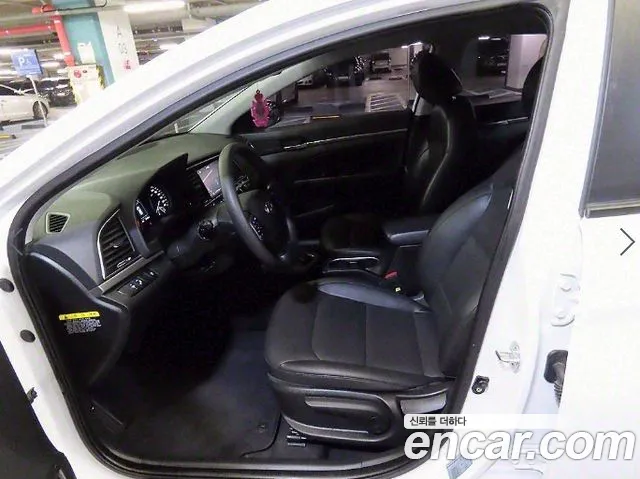 Hyundai Avante AD id 2827834 из Кореи 13