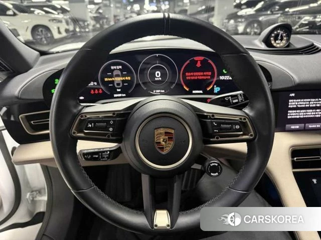 Porsche Taycan id 3934939 из Кореи 15