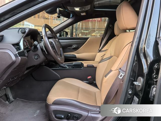 Lexus ES id 4279029 из Китая 13