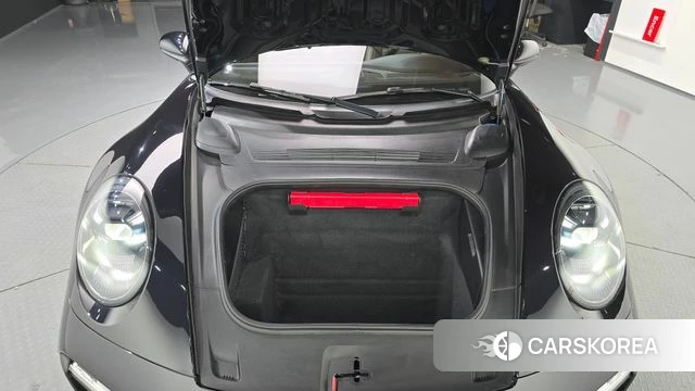 Porsche 911(992) id 4444735 из Кореи 27