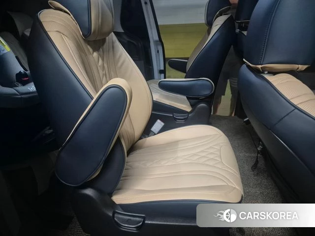 Kia The New Carnival 4th Generation id 4762263 из Кореи 13