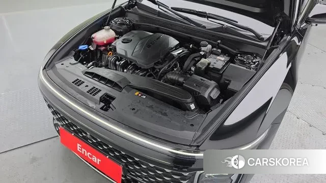 Hyundai Grandeur (GN7) id 3653978 из Кореи 16