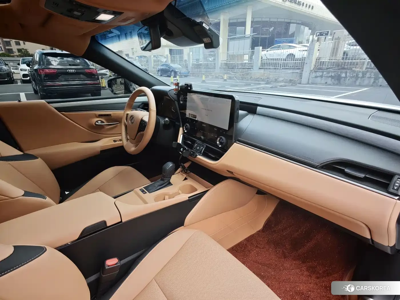 Lexus ES id 4539467 из Китая 15