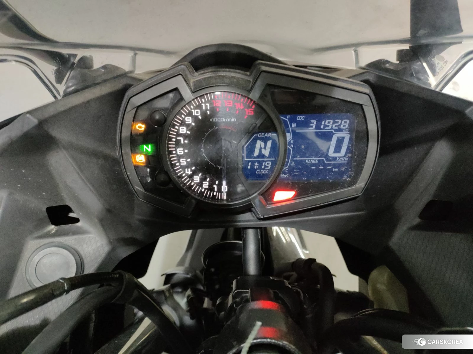 Kawasaki NINJA 400 id 4206016 из Японии 6