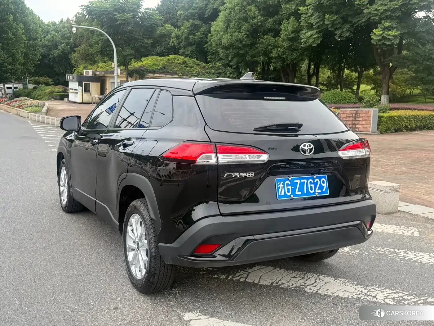 Toyota Frontlander 2023 Черный из Китая, фото 6