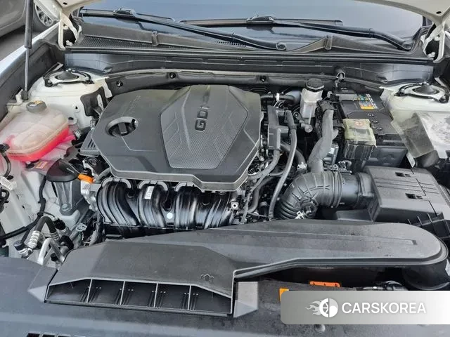 Hyundai Grandeur (GN7) id 3550502 из Кореи 16