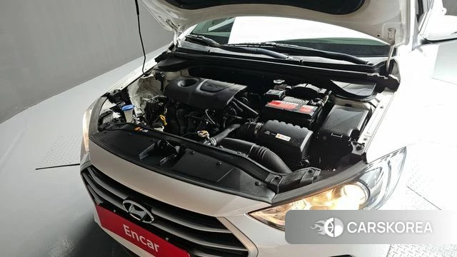 Hyundai Avante AD id 4447837 из Кореи 26