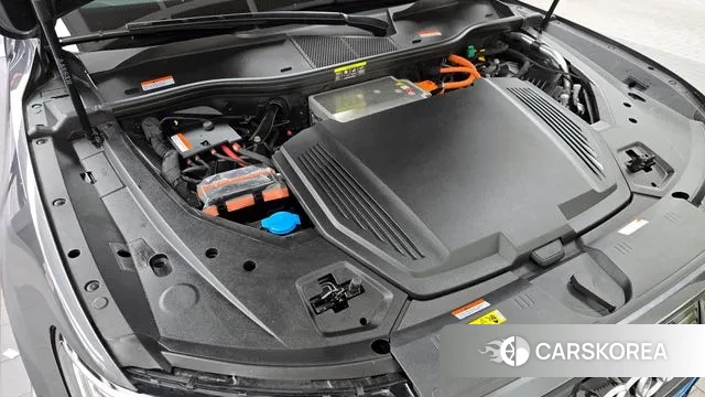 Audi e-Tron id 3212288 из Кореи 16