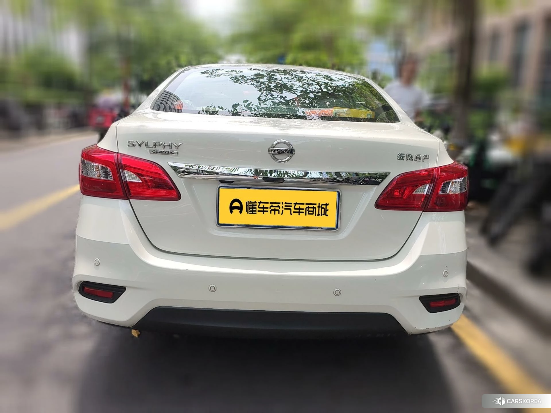 Nissan Xuan Yi id 4432196 из Китая 17