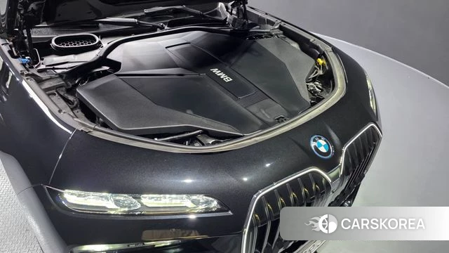 BMW i7 (G70) id 4388063 из Кореи 16