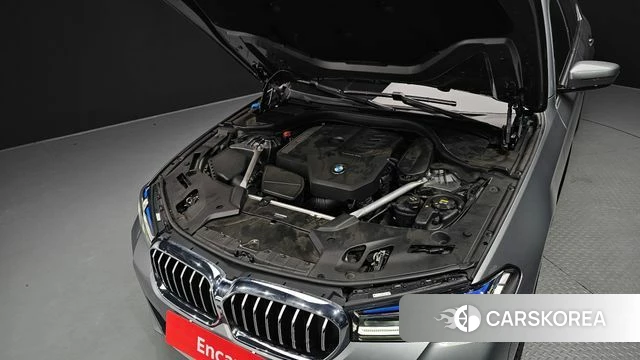 BMW 5 Series (G30) id 4871387 из Кореи 33