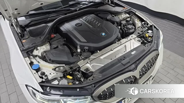 BMW 3 Series (G20) id 3384230 из Кореи 16