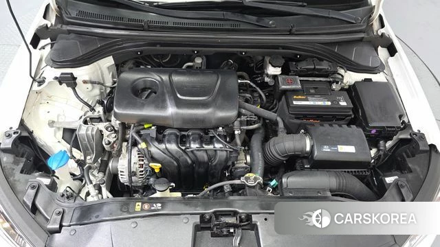 Hyundai Avante AD id 4525934 из Кореи 16