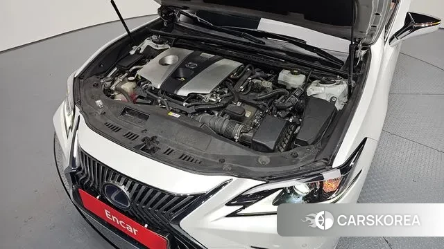 Lexus ES300h 7th generation id 3547057 из Кореи 16