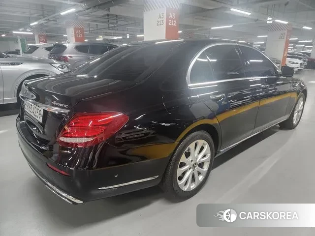 Mercedes-Benz E-Class W213 id 3656397 из Кореи 15