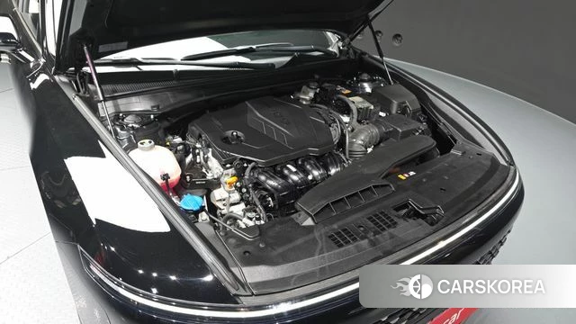 Hyundai Grandeur (GN7) id 3817759 из Кореи 16