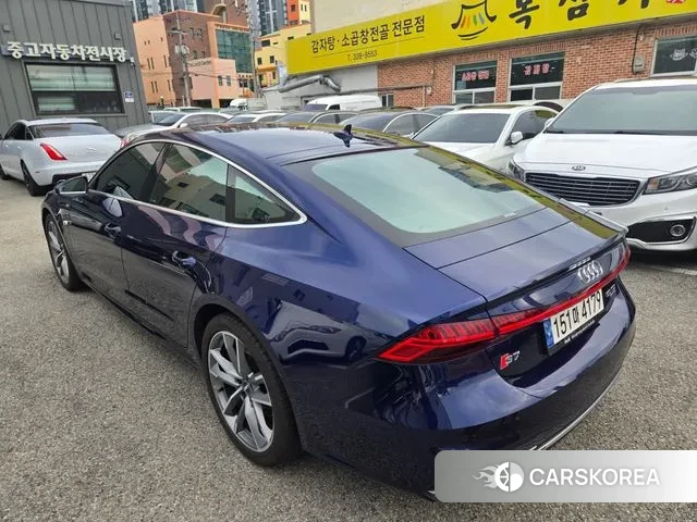 Audi A7 (4K) id 3356158 из Кореи 16