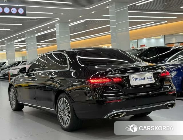 Mercedes-Benz E-class id 4328532 из Китая 14