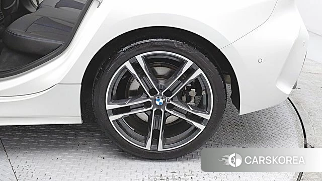 BMW 1 Series (F40) id 3791879 из Кореи 15